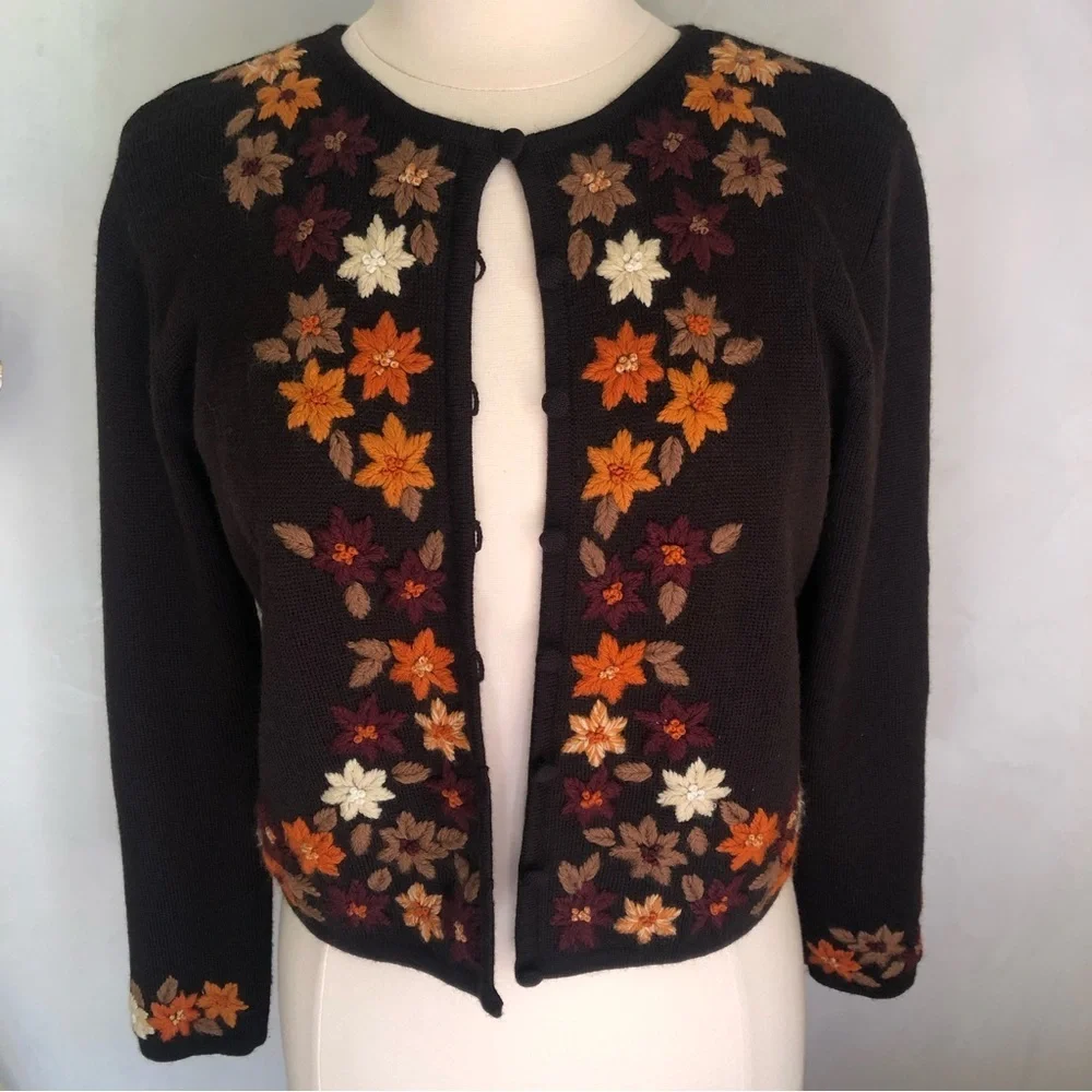 Liz Claiborne Fall 100%Merino wool floral embroidered button up cardigan sweater